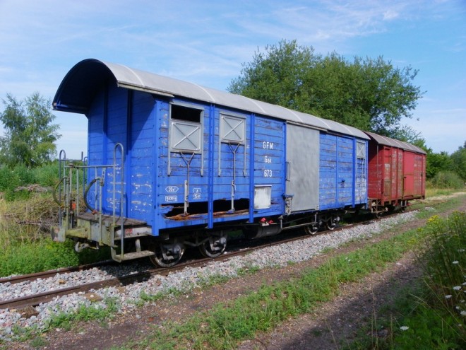 GFMGAK673A.JPG