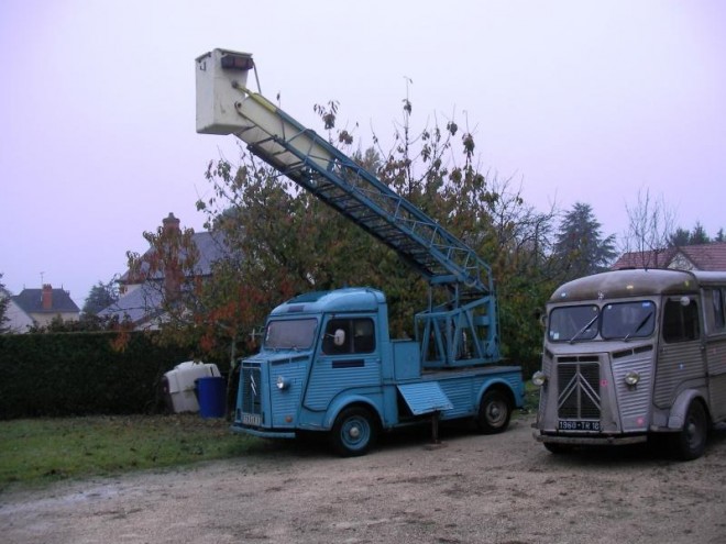 Nacelle sur porteur Citroën Type H - 1967.jpg