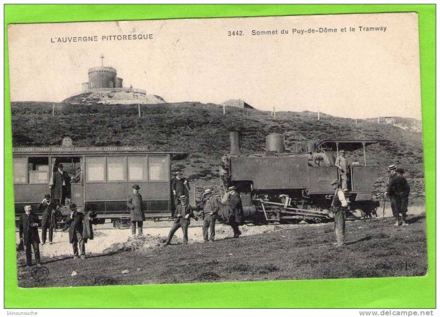 63 Sommet du Puy de Dôme et le Tramway.jpg