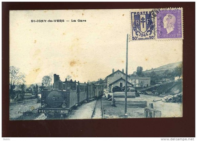69 - ST-IGNY-de-VERS - TRAIN EN GARE DU CHEMIN DE FER.jpg