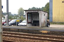 220px-Gare-landaul-mendon-abri.jpg