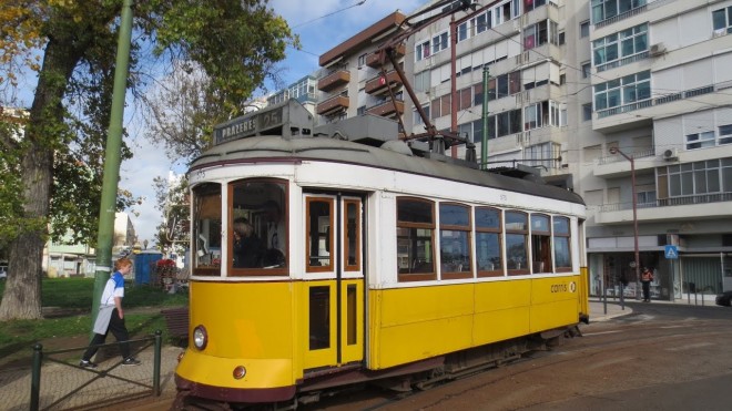 Tram.jpg