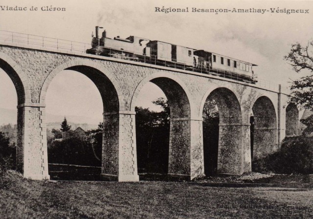 25 -Train sur le viaduc de CLERON  - CF Doubs.jpg