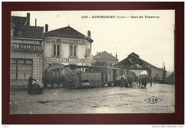 25 - AUDINCOURT - CHEMIN DE FER -LA GARE DU TRAMWAY - CAFE BROUILLARD, MODERN HOTEL.jpg
