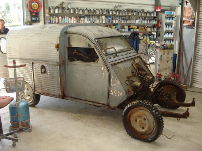 2CV AU 1952 01.jpg