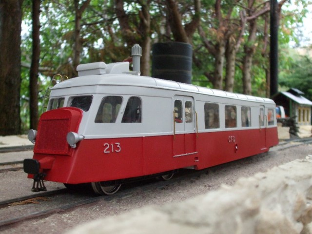 L'A150D 213 lors des éssais en gare de Château-Larivière..jpg