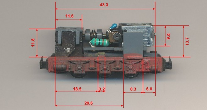 Roco 33205 chassis dimensions 02 extrait.jpg
