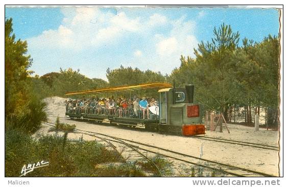 408_001_charente-maritime-ref-b440-ile-d-oleron-le-petit-train-de-saint-trojan-les-bains-carte-bon-etat.jpg