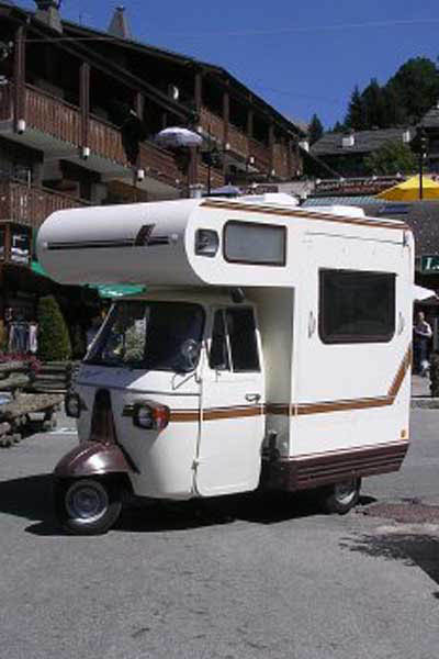 PME Piaggio Triporteur Camping-car..jpg