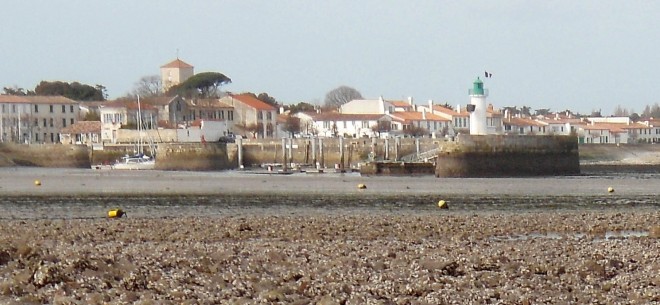 Port la Flotte - Mars 2013.jpg