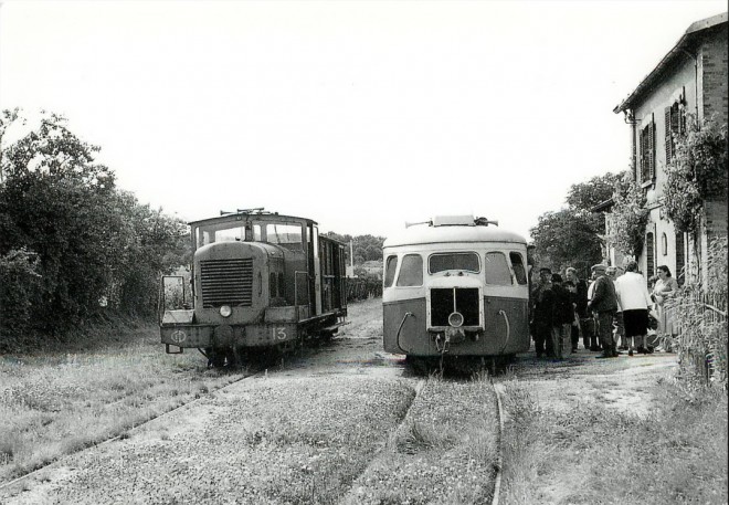 8 gare de voulx cliché J Bazin 08 1958.jpg