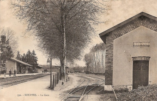 16gare de souppes.jpg