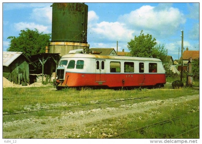 716_001_baliziaux-00061-autorail-billard-a-80-d-n-801-en-gare-egreville-seine-et-marne-77-cfd.jpg