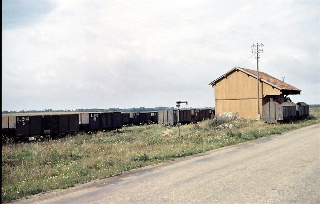 Guigneville Tombereaux Baillon 18.9.65 côté route.jpg