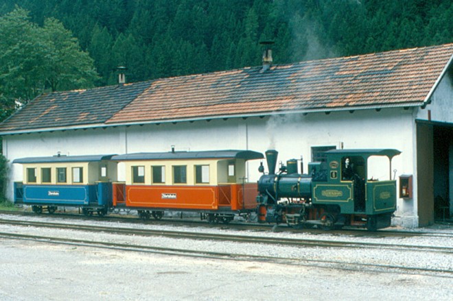 Zillertal_Bahn_Hobby_Train.jpg