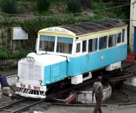 rail-car-Indien-4.JPG