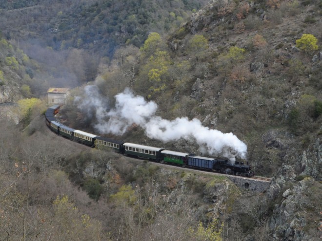 TRAIN 2018 025.jpg
