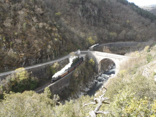 TRAIN 2018 047.jpg