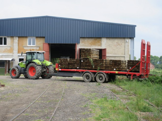 2018 05 24 ARRIVEE SARTHE  ET MISE EN PLACE TRAVERSES._007.jpg