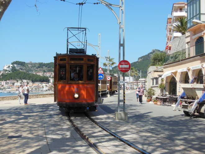 23 DSCN7144 Tram Soller-Puerto Soller.JPG