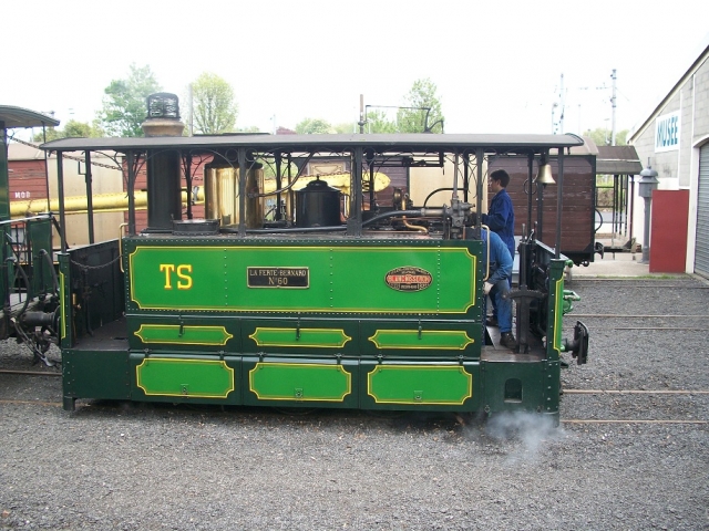 premier train 2010