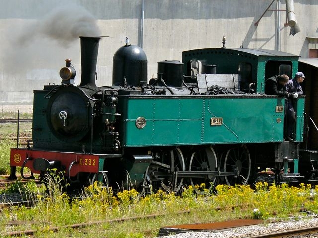 230 E 332 Equipe 02