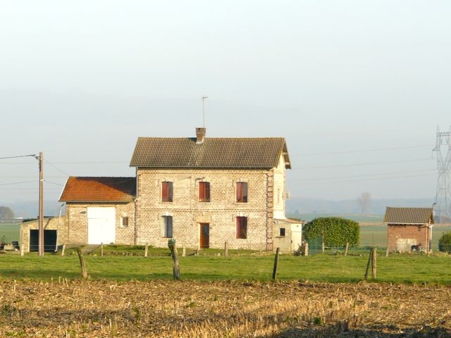 08 Ognolles BV type Oise (porte toiture refaite + Garage)