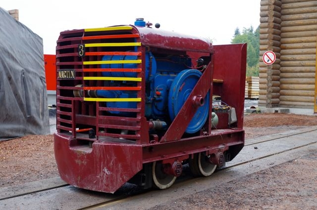 1 Locotracteur PONY Jenbach Pairi Daiza