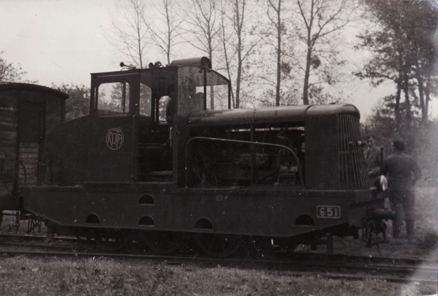 RDTA Locotracteur n°651 ex-CFD Dordogne Coll Péréve 01
