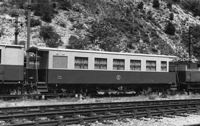 Train Jaune Voiture ex SE-Nord