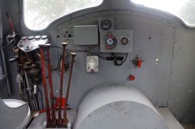 4 CFBS locotracteur 352