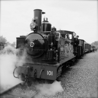 Dans une gare des CM ?.... 030 Pinguely 101jpg