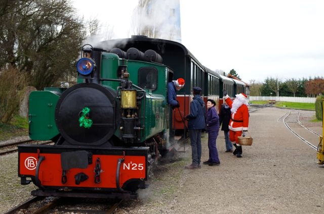 07 CFBS 21.12.13 Train Père Noel Le Crotoy