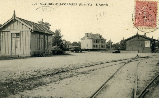 TIV Saint-Aubin-du-Cormier Gare 05 Buvette Gendarmerie
