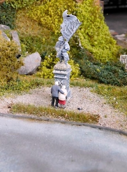 Saints Amis sur Mer Monument aux Morts