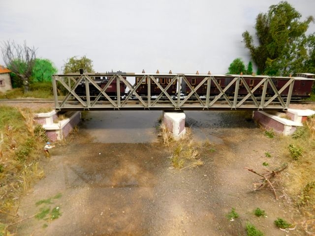13  Réseau HOm Normandie Picasso 27 Pont d'acquigny