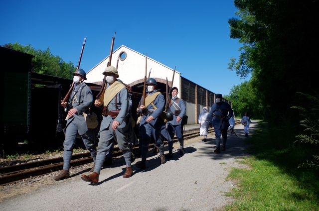 04 Trains et commémoration APPEVA 50 ANS 13.06.2021 Défilé Militaire
