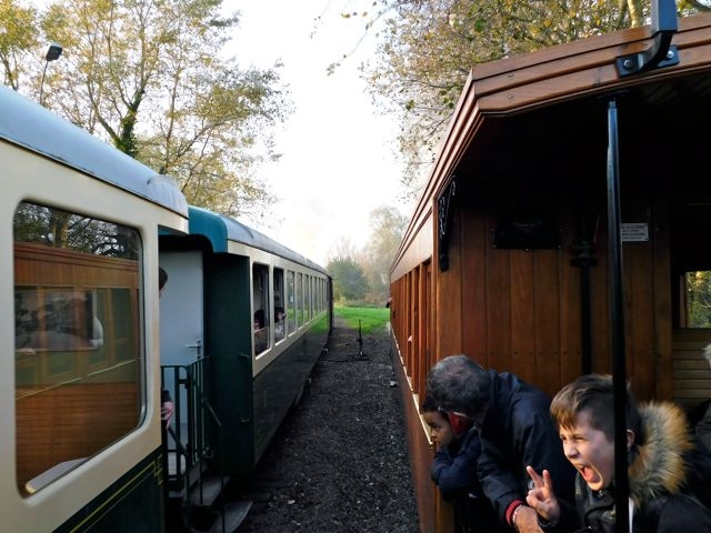 09 CFBS 01.11.17 Locos + Train Départs Arrivvées Simumtané