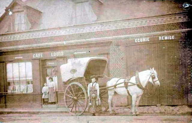 Attelage Café Louis Ecurie Remise Cachet CBR Tergnier à Amiens (?)