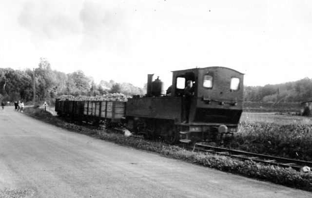 13.1 NEUILLY SAINT FRONT Loco 030T Blanc-Misseron et Train à Betteraves CSA Coll Pérève