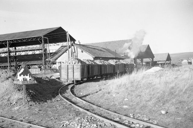 11 Cramaille Raperie Wagon Tombereaux Betteraves 02.12.1961 Photo Bazin Panneau Touring Club de France