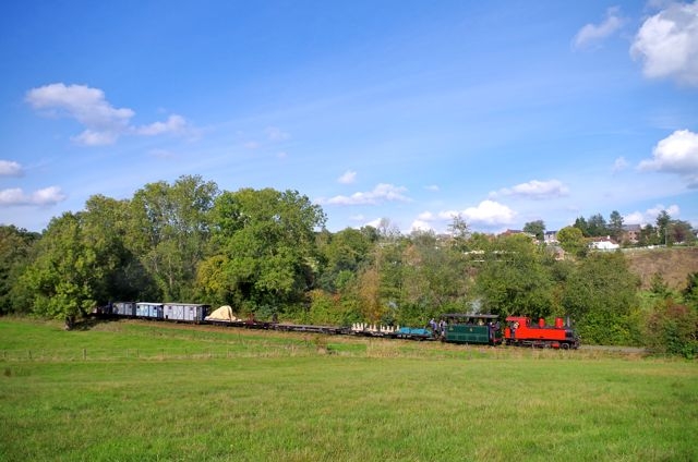 14 ASVI 22.09.30 50 ANS - Trains des Photographes sur le Ravel - Pature Double Traction 130T Corpet + Tubize HL 303