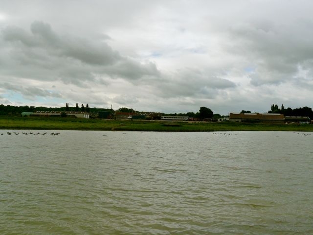 01 dépot Saint-Valery Canal vu de la baie