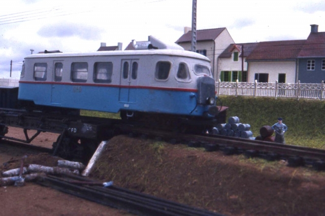 Autorail Billard (Mougel) CFD Vendée Diorama Pierre Bregerie Loco-Revue 01