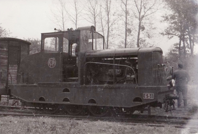 RDTA Locotracteur n°651 ex-CFD Dordogne Coll Péréve 01