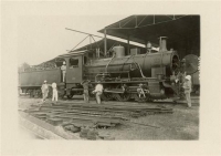 CF Cameroun 040 Borsig + Tender 40t Douala Gare CF du Centre (photo arago.fr)