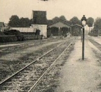 Egreville Gare Coté Quai 03.2 Dépot CFD - Gros Plan