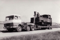 130T Cail n°77 Usine de Melle Deux-Sévre Chargement Camion Avril 1971 Coll Péréve 01