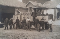 Rozoy-en-Brie Raperie Camion (à vapeur ?) Ouvriers