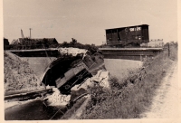 SE Somme Froissy Pont Canal Destruction Wagon Couverts Déraillés Juin 1940 (Joerg Seidel FLICKR)
